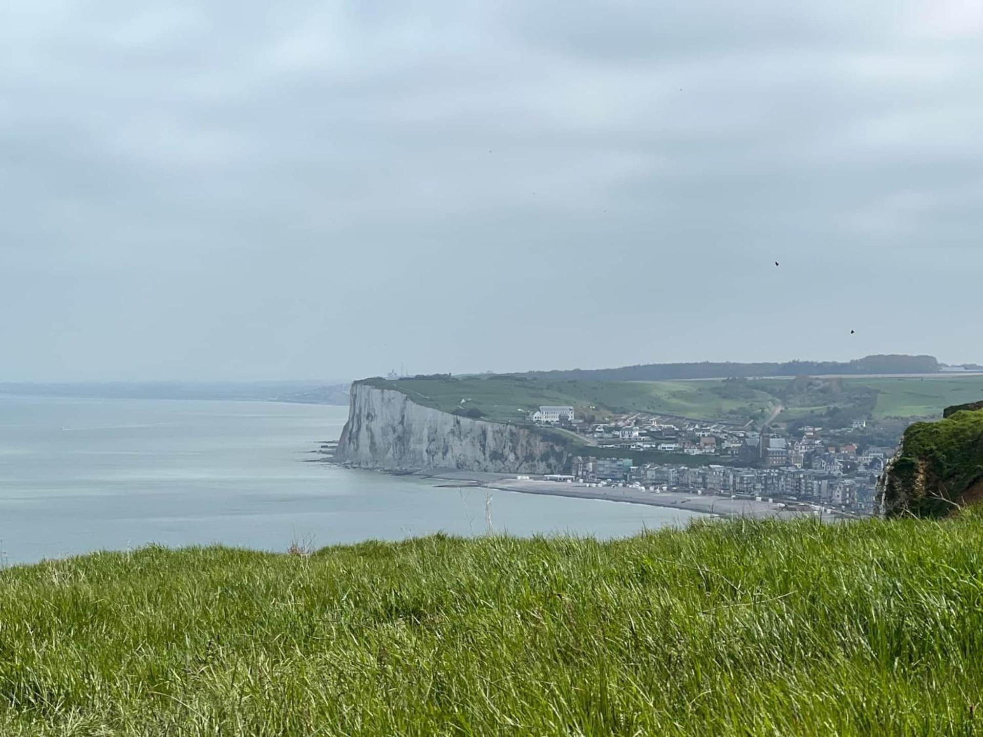Caprices De Mer Appartement Avec Grand Balcon Et Vue A 300 M Plage, Apercu Mer, Lit Queen Size, Mers Les Bains Le Treport , Petit Dejeuner En Option, 2 Velos Fournis Zewnętrze zdjęcie